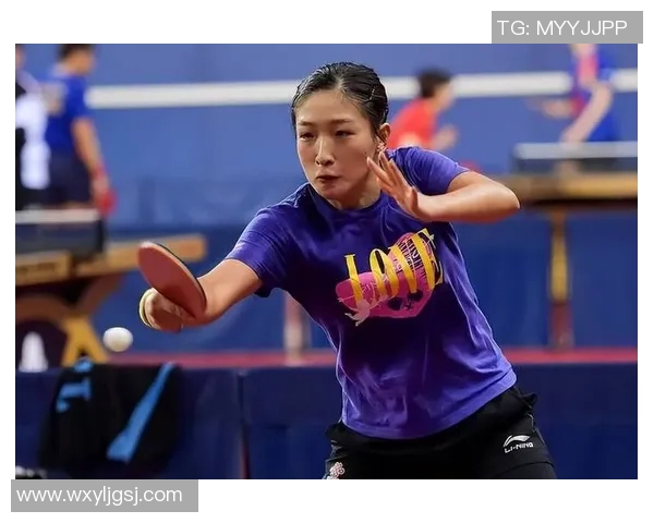 丁宁与刘诗雯巅峰对决乒乓球赛场上的女王之争与荣耀之路 丁宁与刘诗雯巅峰对决乒乓球赛场上的女王之争与荣耀之路